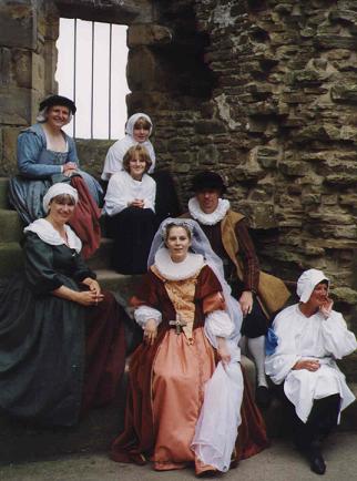 Marie Stuart - Fleur d'Ecosse. Colour image of the cast sitting in the chapel window.